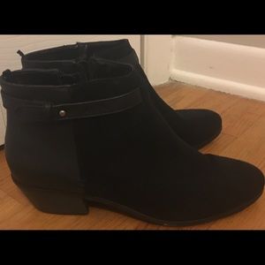 Black ankle booties